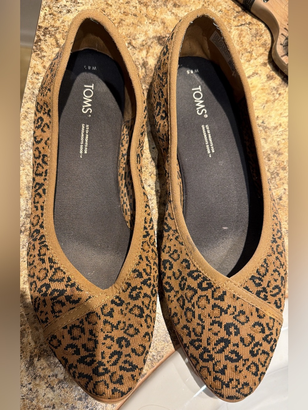 TOMS Leopard-Print Pointed Ballet Flats - Brown & Black